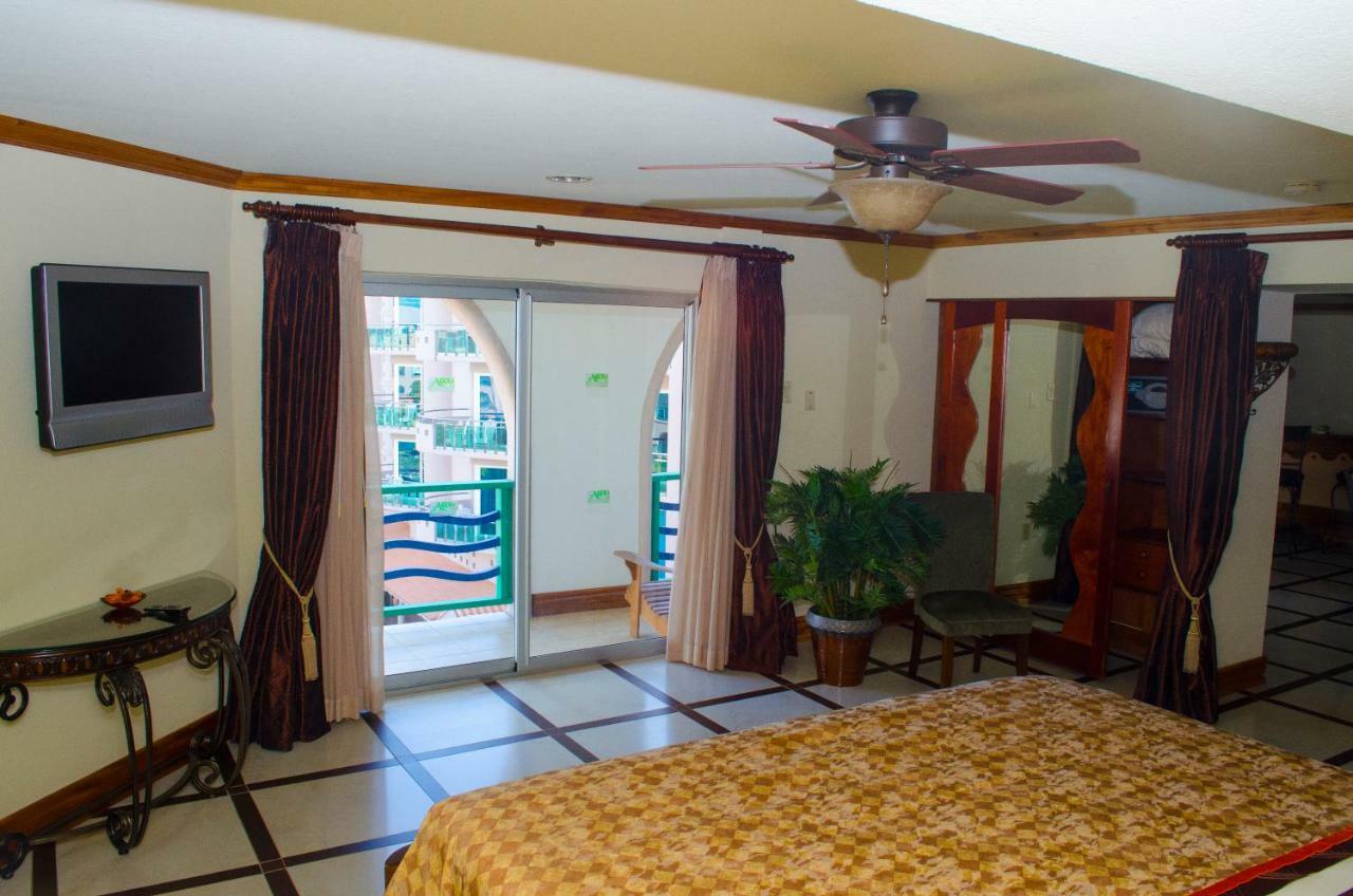 Deluxe Junior Suite,683598090:JPEG